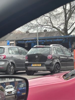 De visboer was er weer